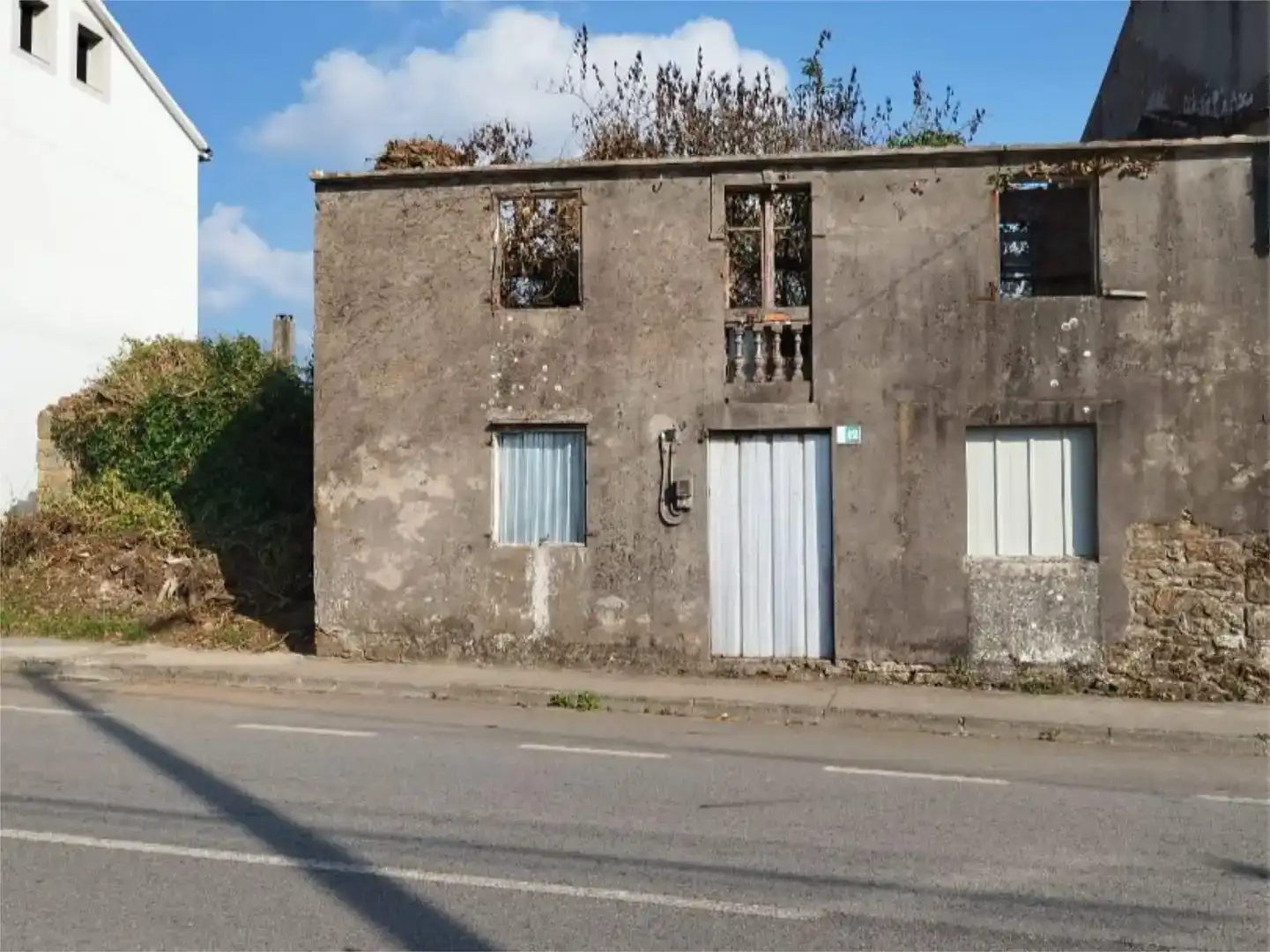 Vista exterior de Casa o xalet en venda en Carballo, A Coruña