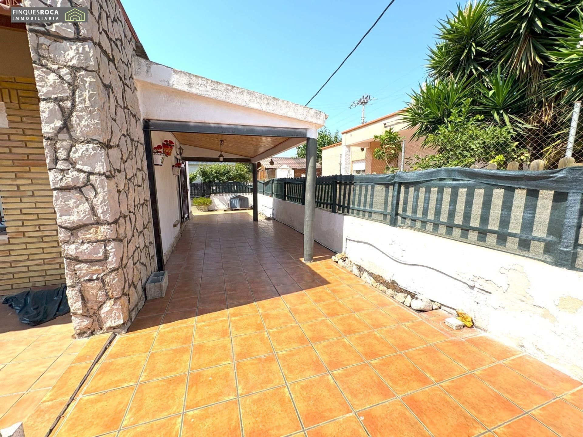 Vista exterior de Casa o chalet en venta en Alcanar con Jardín privado, Terraza y Alarma