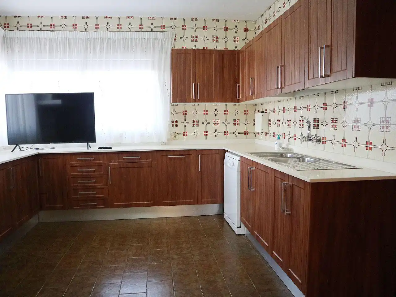 Cuina de Casa o xalet en venda en Alcanar amb Jardí privat, Terrassa i Piscina