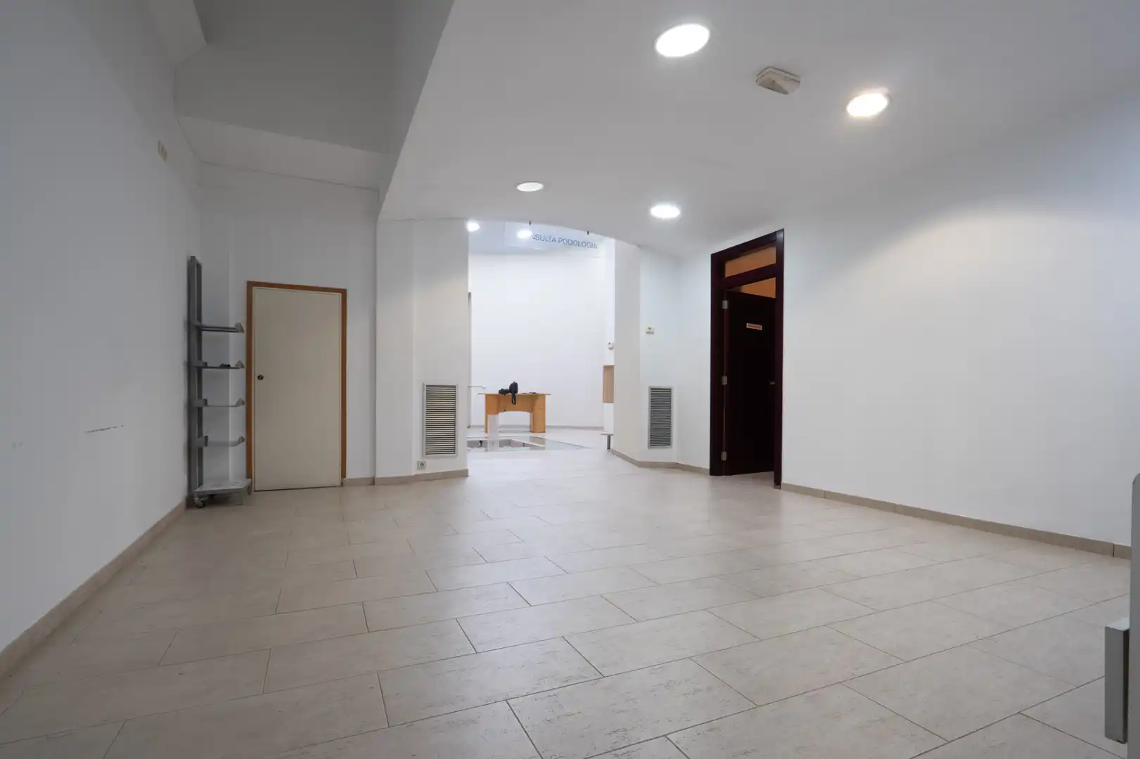 Local comercial de lloguer a Calle de María de Molina, imagen 11