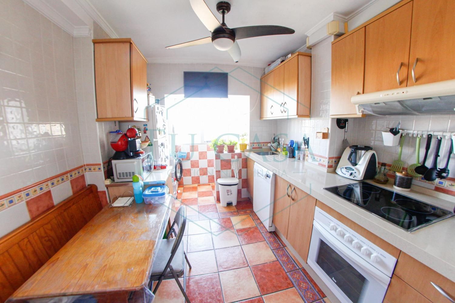 Cocina de Piso en venta en Chiclana de la Frontera con Balcón