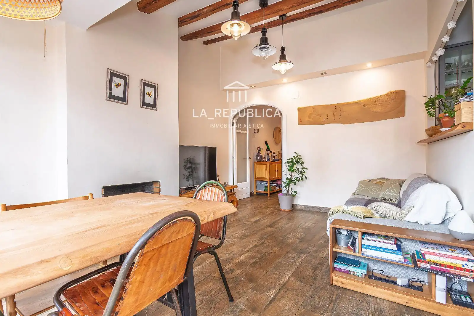 Vista exterior de Piso en venta en Mataró con Aire acondicionado, Parquet y Balcón