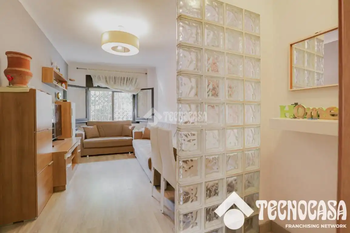 Sala de estar de Piso en venta en Barcelona con Calefacción y Parquet