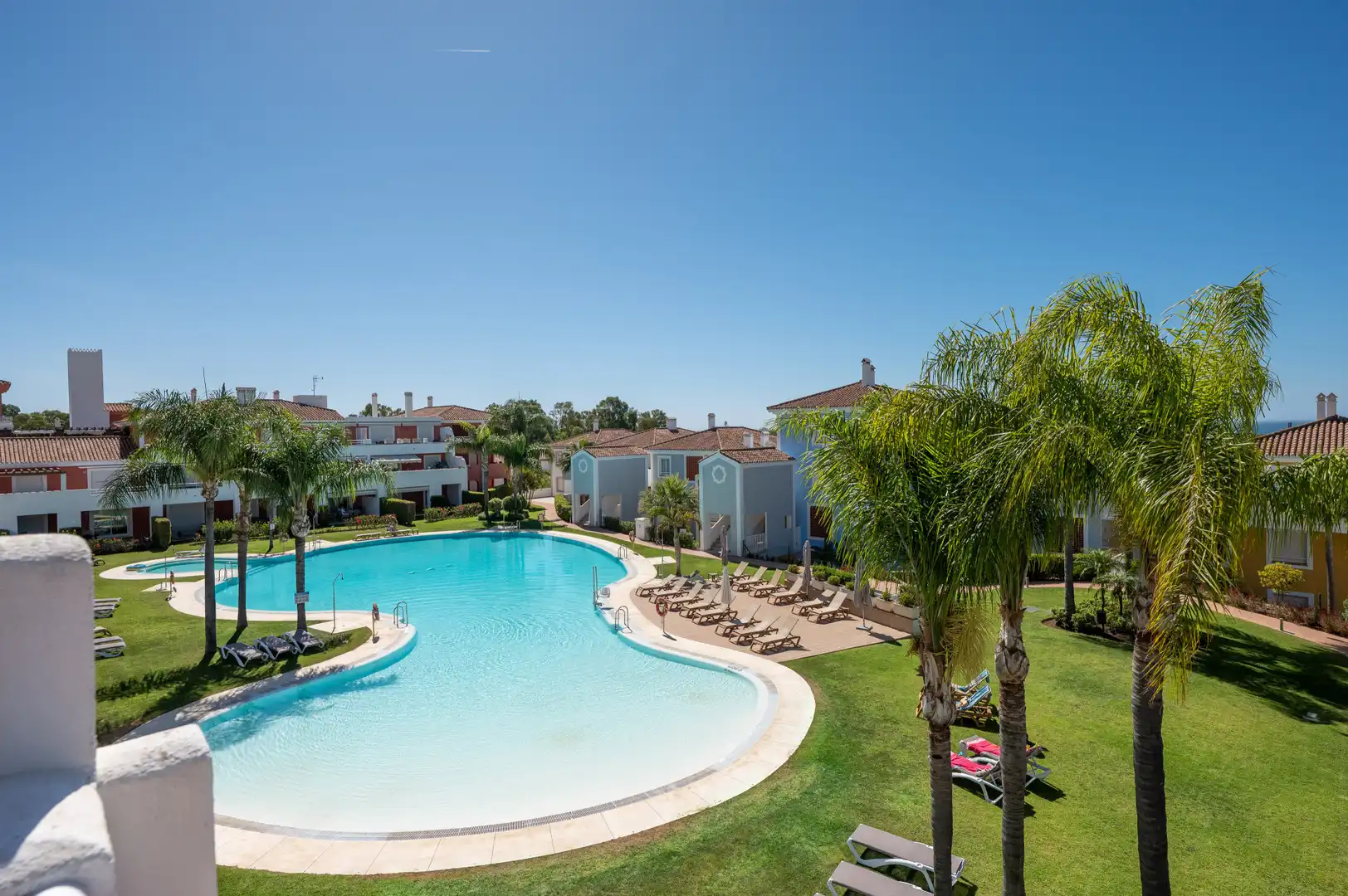 Piscina de Àtic en venda en Estepona amb Aire condicionat, Terrassa i Traster