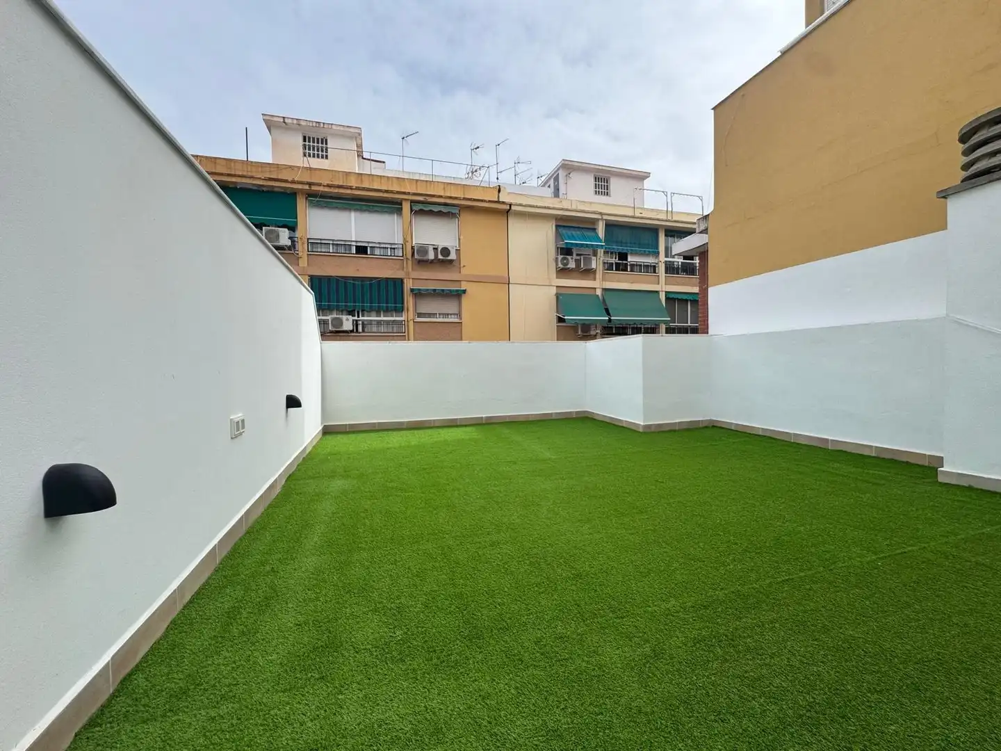 Terraza de Piso en venta en Málaga con Parquet, Terraza y Amueblado