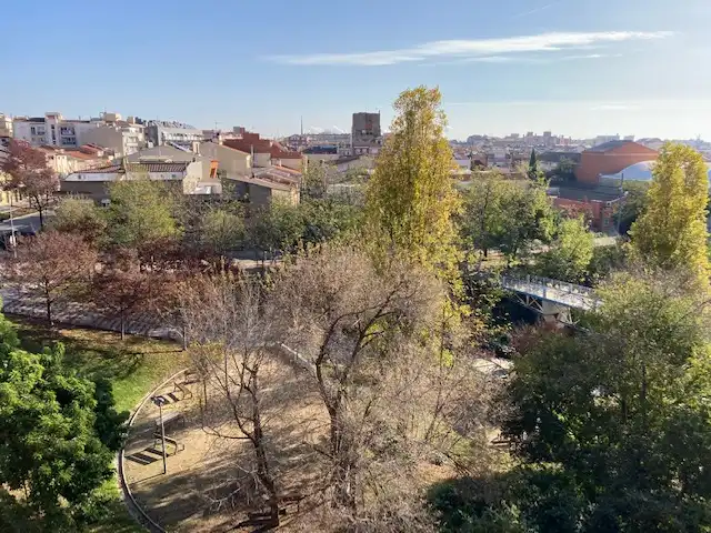 Vista exterior de Pis en venda en Terrassa amb Calefacció, Parquet i Terrassa