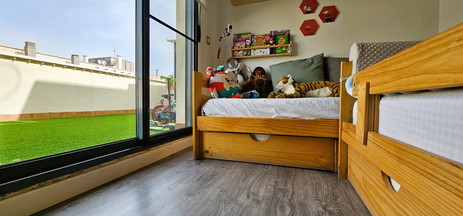 Habitación de Ático en venta en Totana con Aire acondicionado, Parquet y Terraza