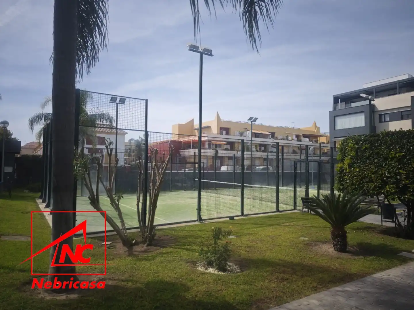 Exterior view of Attic for sale in Sanlúcar de Barrameda  with Air Conditioner, Terrace and Storage room