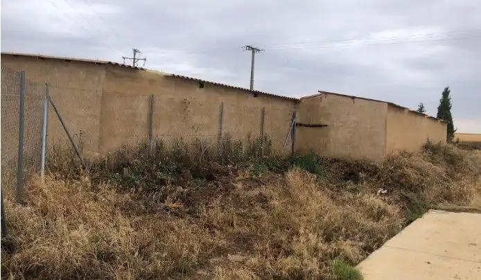 Local en venda a Villamuriel de Campos