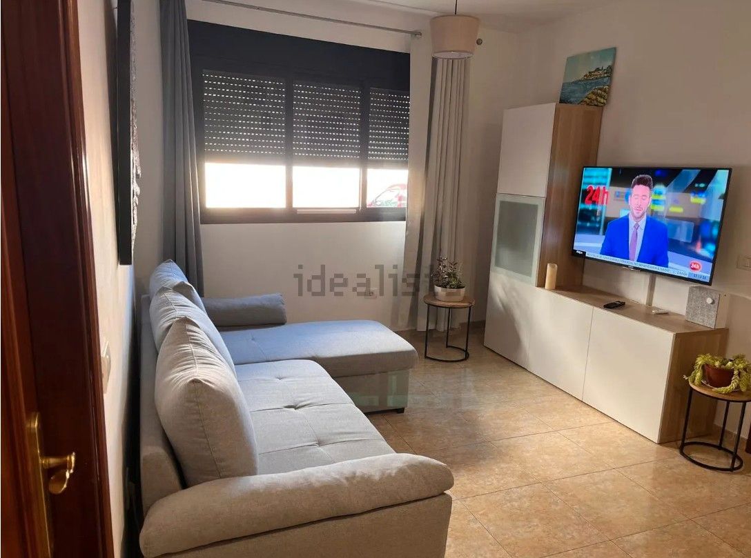 Sala d'estar de Apartament en venda en Arona amb Traster, Moblat i Forn