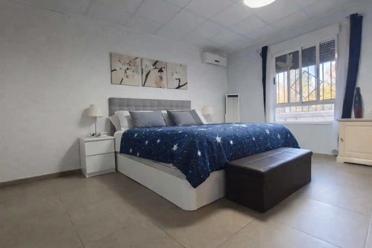 Dormitori de Casa o xalet en venda en Crevillent amb Aire condicionat, Calefacció i Jardí privat