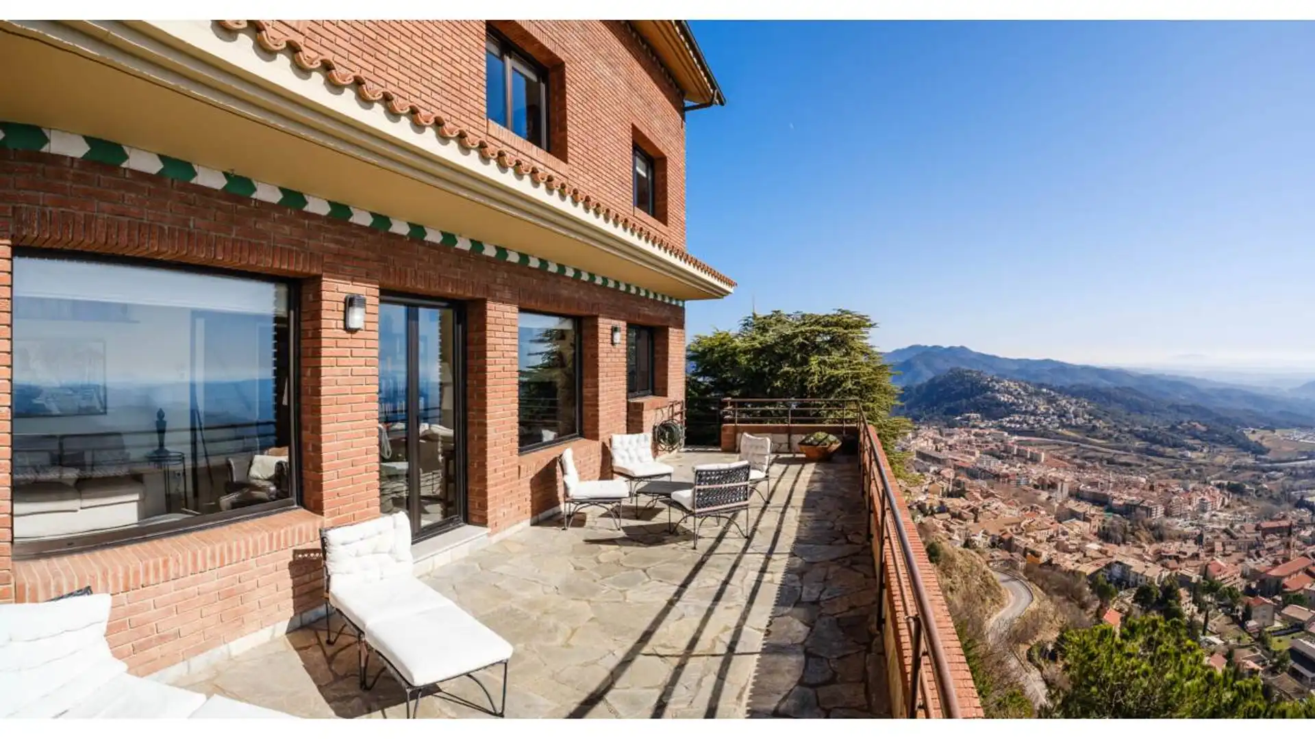 Houses for sale in Berga