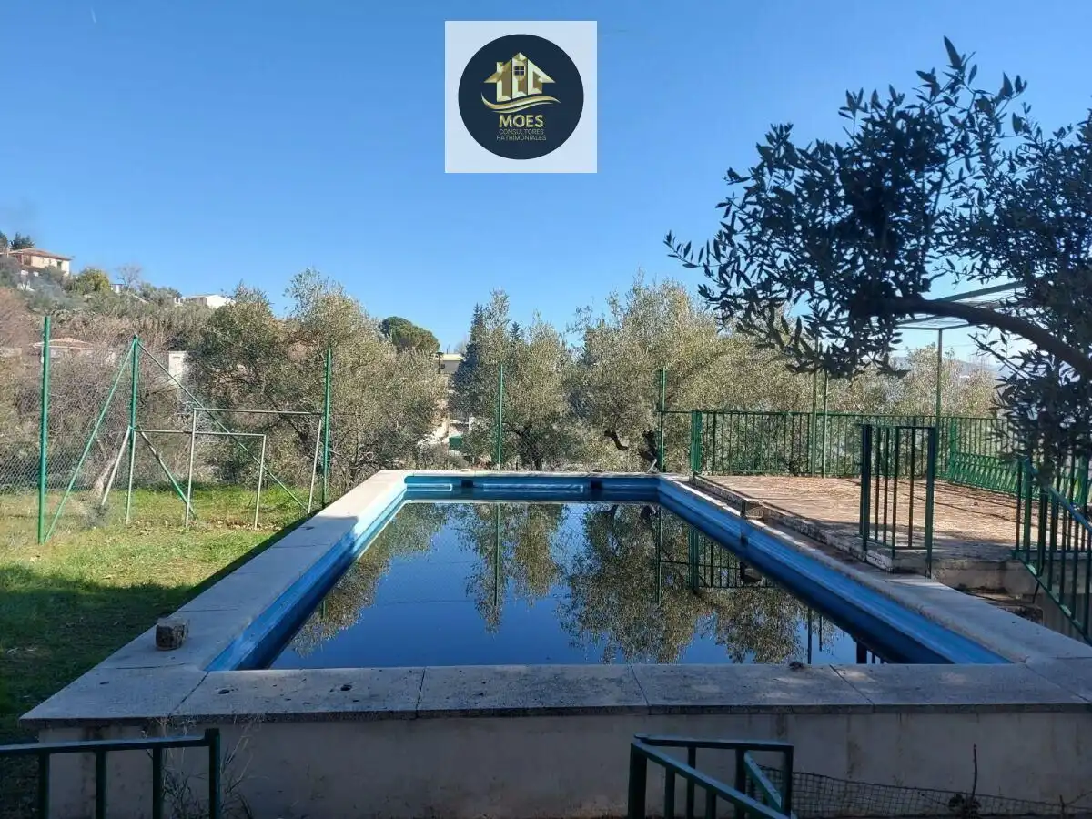 Piscina de Casa o chalet en venta en  Jaén Capital con Terraza y Trastero