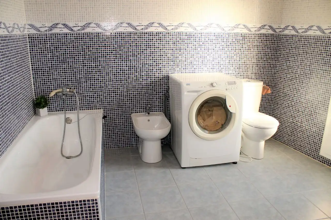 Bathroom of Detached homes for sale in Salobreña  with Air Conditioner, Heating and Terrace