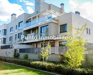 Exterior view of Apartment to rent in Valladolid Capital  with Heating, Parquet flooring and Terrace