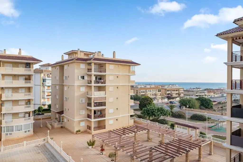 Apartament amb ascensor en venda a La Mata, imagen 4