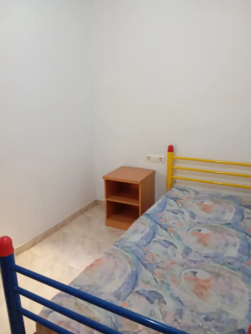 Dormitori de Apartament de lloguer en Calafell amb Terrassa, Moblat i Forn