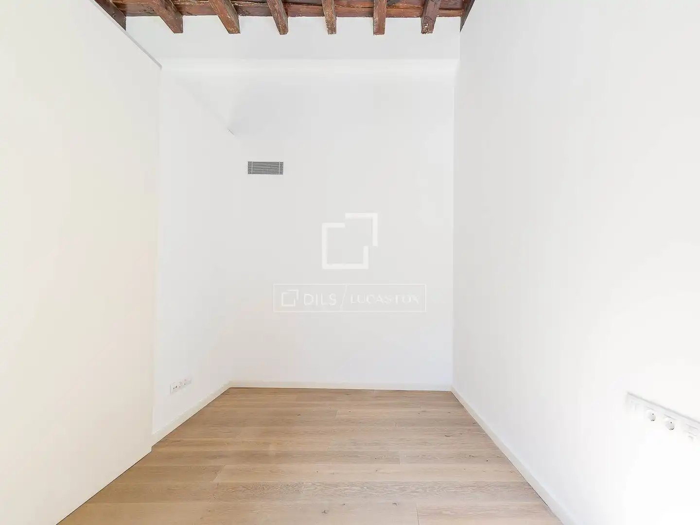 Habitación de Piso en venta en Barcelona con Aire acondicionado, Calefacción y Parquet
