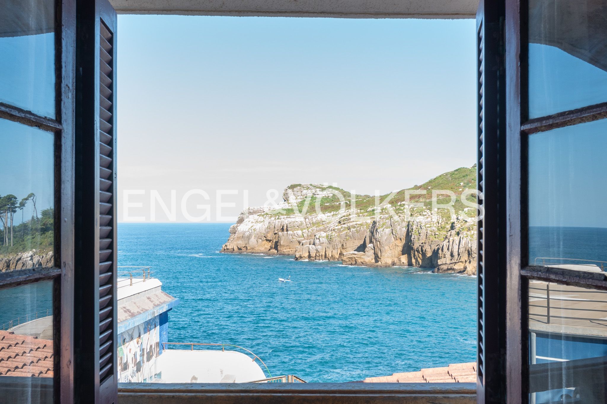 Vista exterior de Casa o xalet en venda en Lekeitio amb Calefacció, Jardí privat i Traster