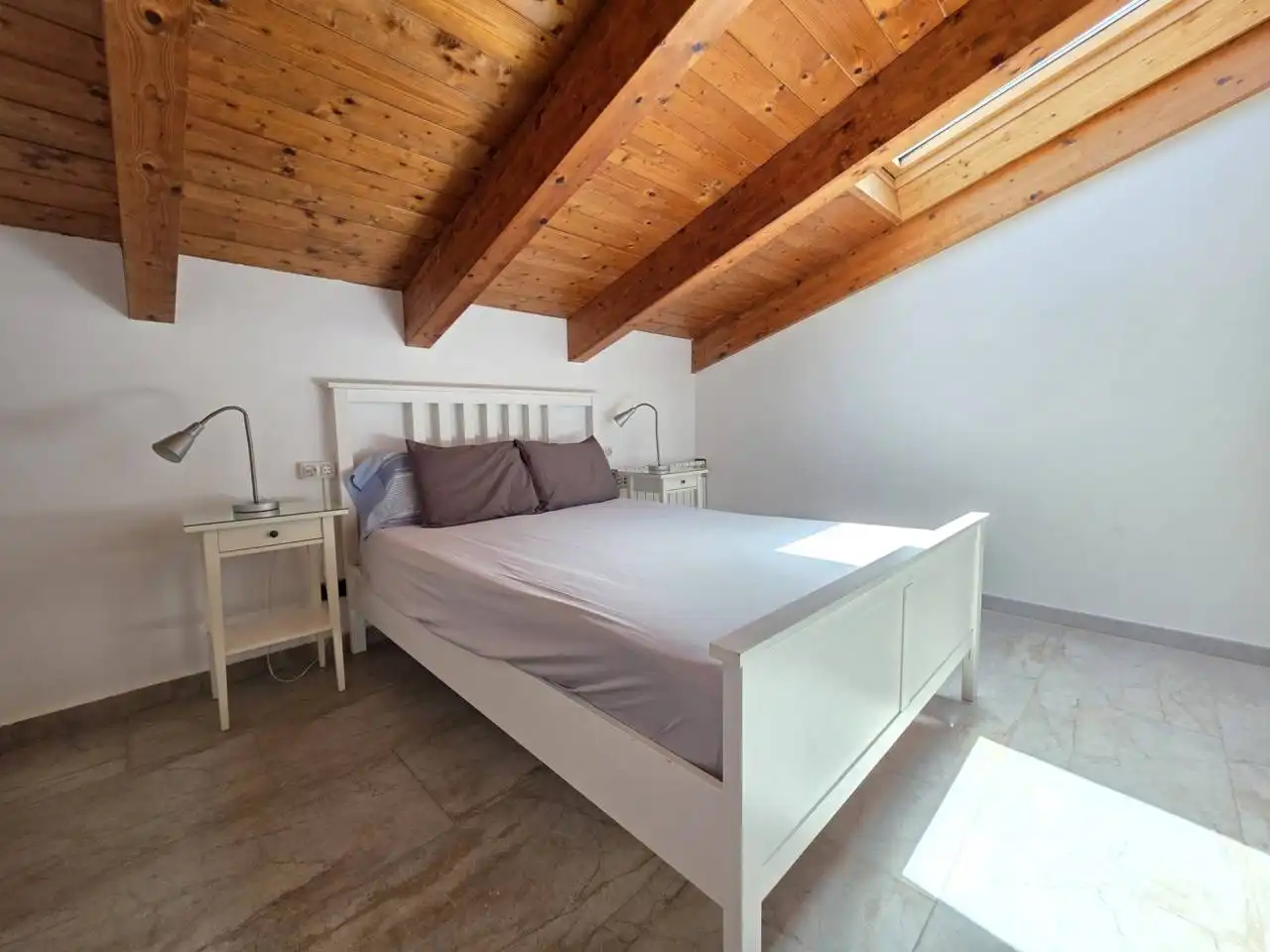 Habitación de Casa o chalet en venta en Montcada i Reixac con Aire acondicionado, Calefacción y Jardín privado