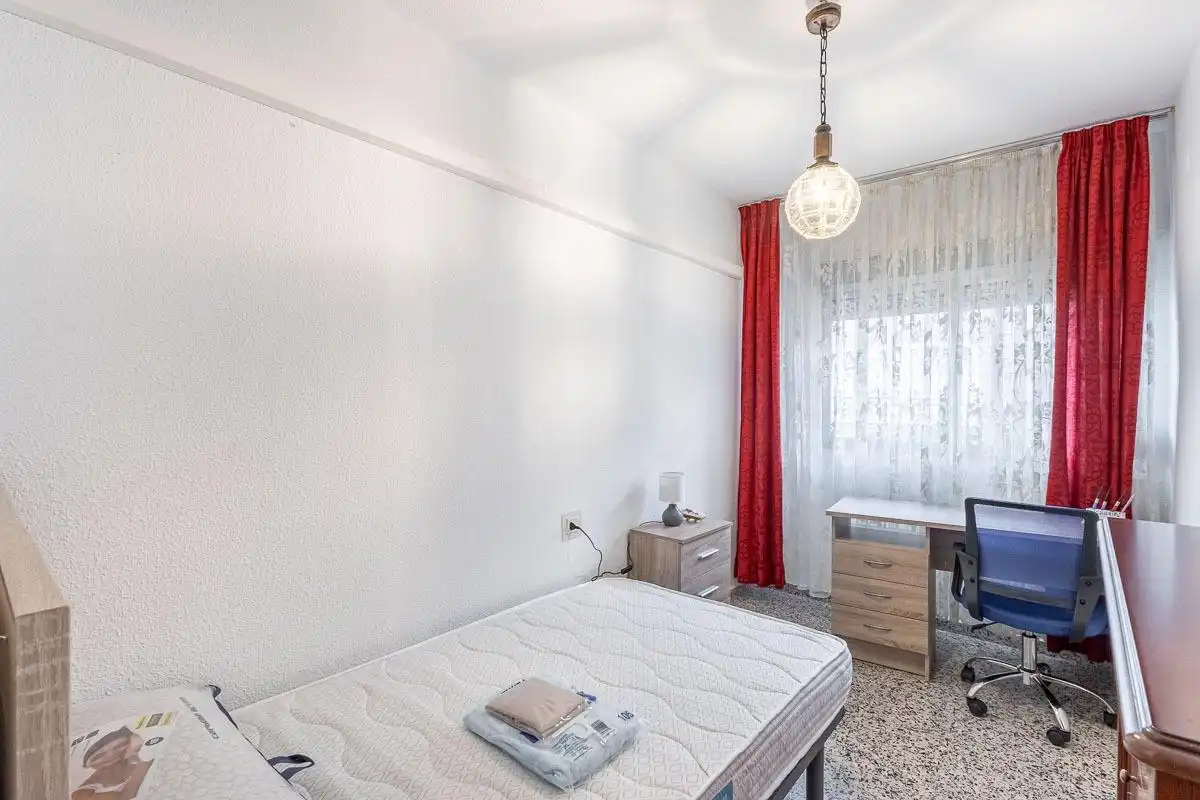 Flat with terrace to rent in Chana, imagen 15