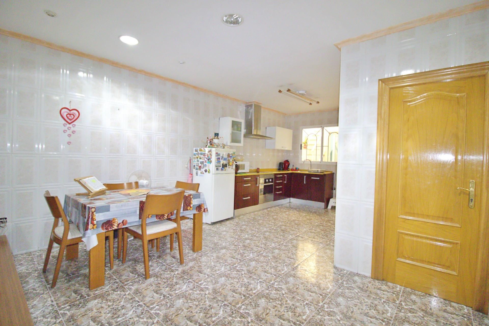 Kitchen of Planta baja for sale in Elche / Elx  with Air Conditioner and Terrace