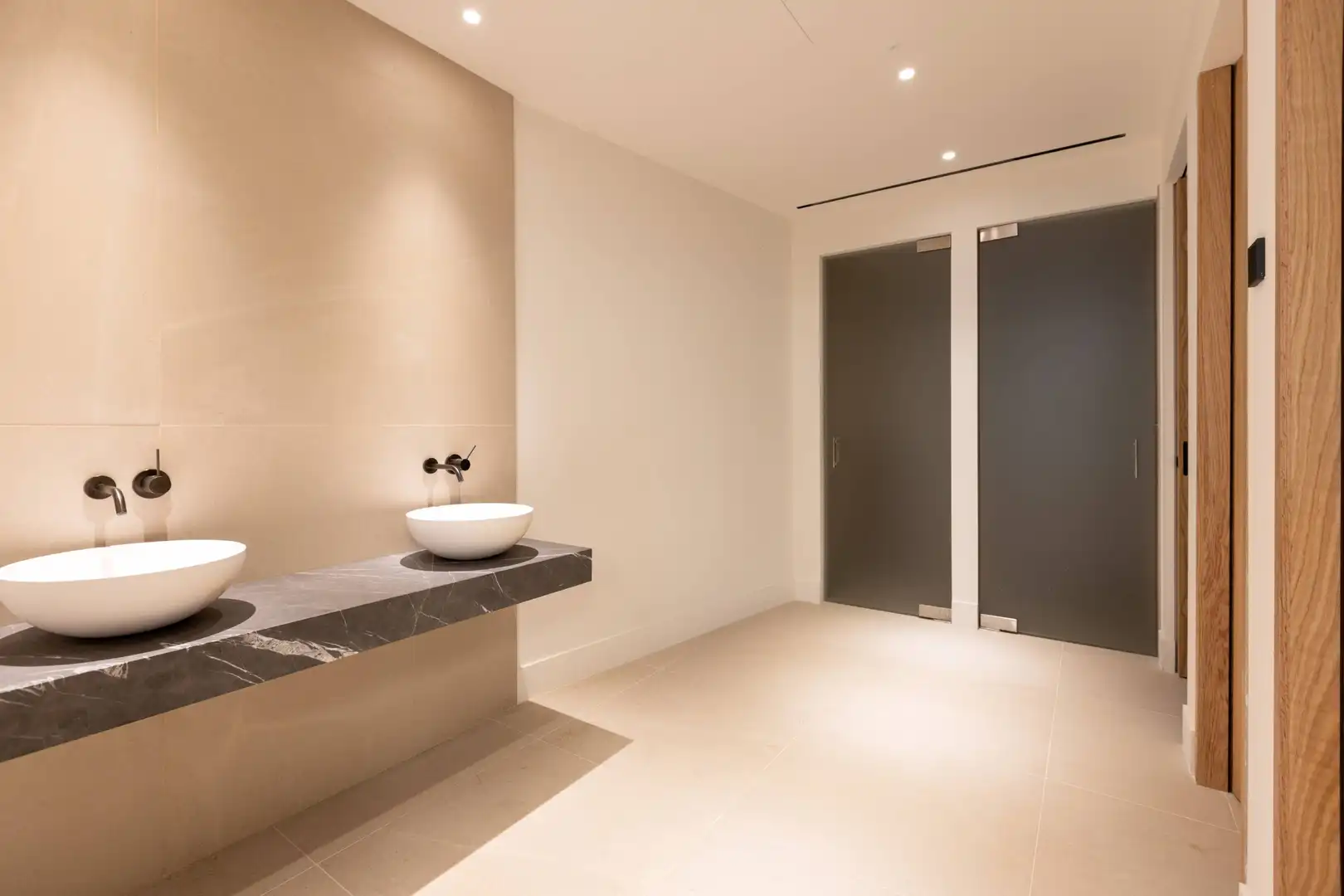 Baño de Ático en venta en Estepona con Aire acondicionado, Calefacción y Terraza