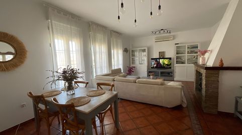 VIVIENDA UNIFAMILIAR EN ZONA STA CATALINA