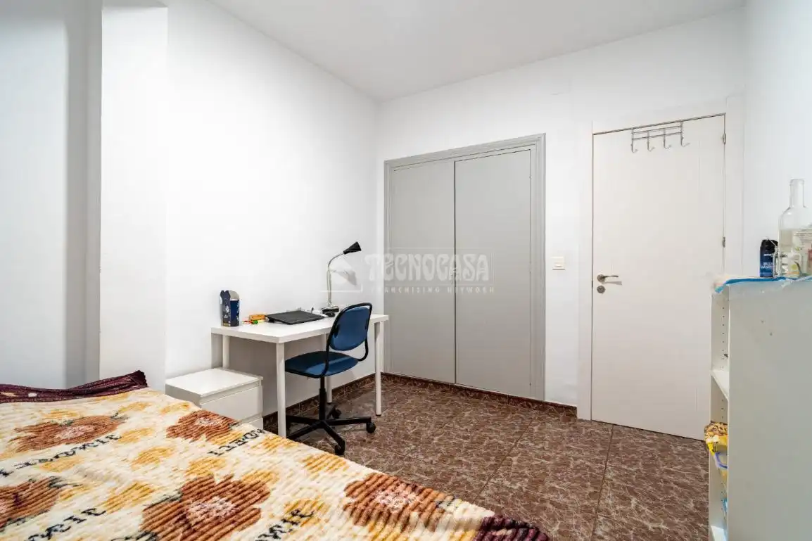 Habitación de Piso en venta en Granada