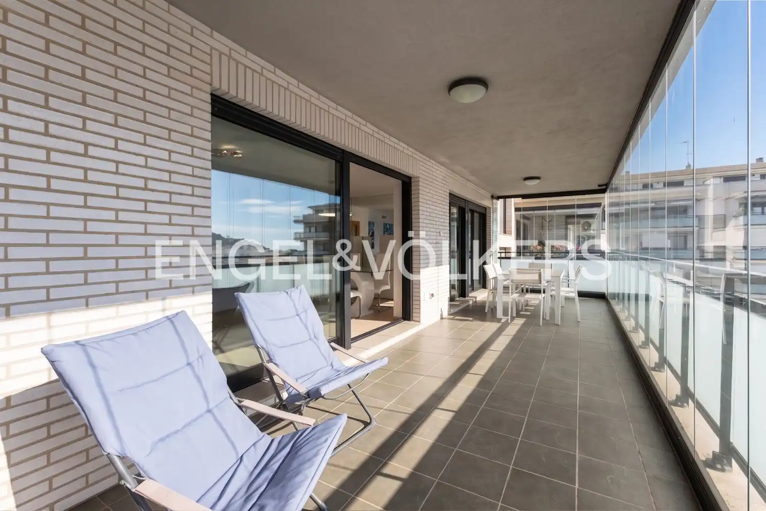 Terrasse von Wohnung zur Miete in Sagunto / Sagunt mit Klimaanlage, Heizung und Privatgarten