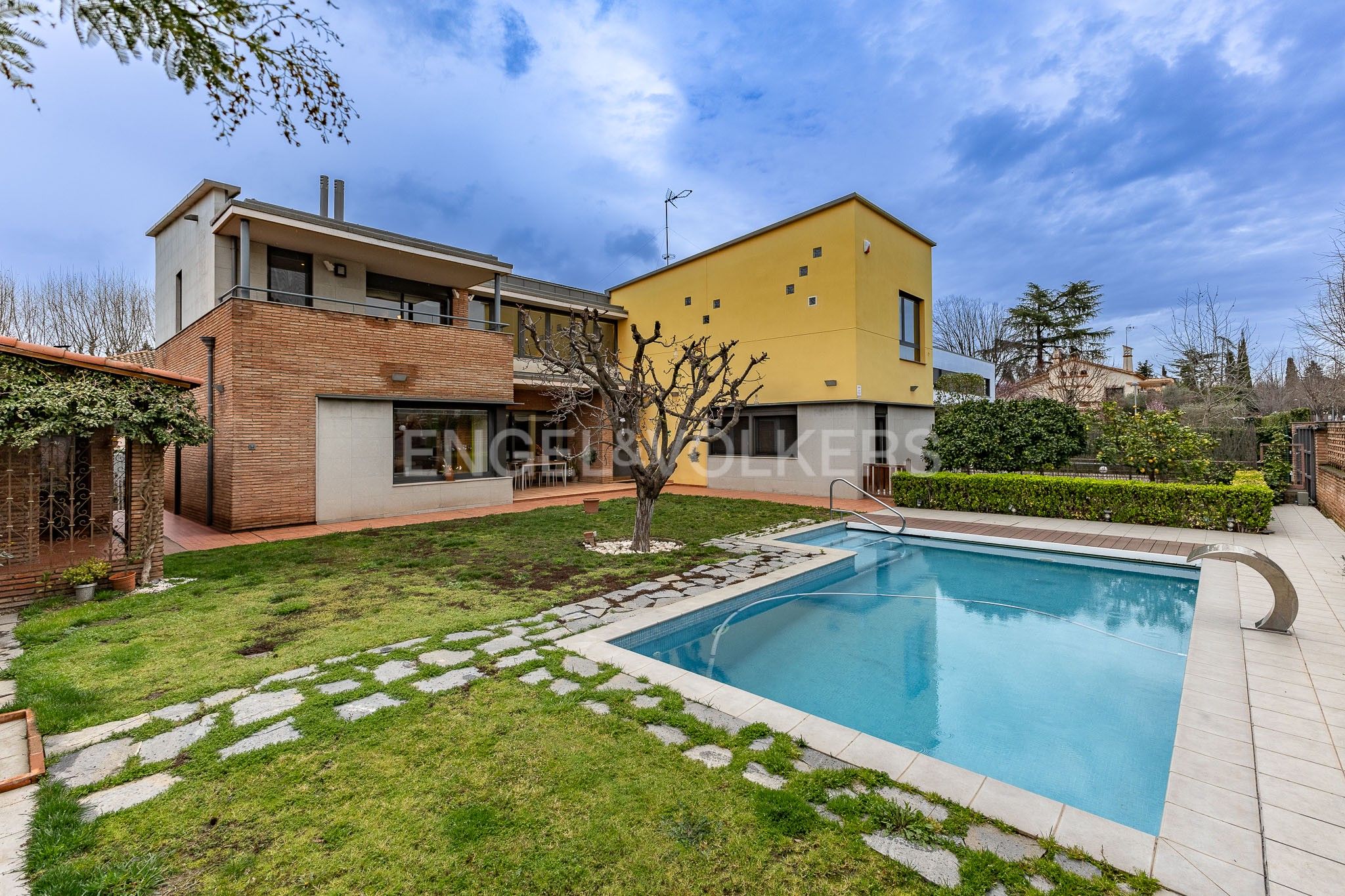 Garden of House or chalet for sale in Sant Cugat del Vallès  with Air Conditioner, Heating and Private garden