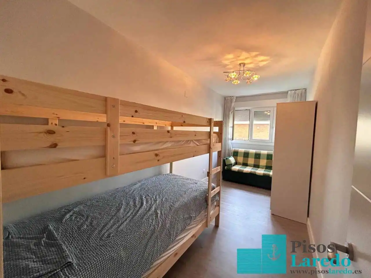Flat for rent in Avenida Libertad, Zona Playa