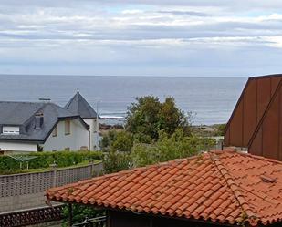 Vista exterior de Casa o xalet en venda en Gozón amb Terrassa i Piscina