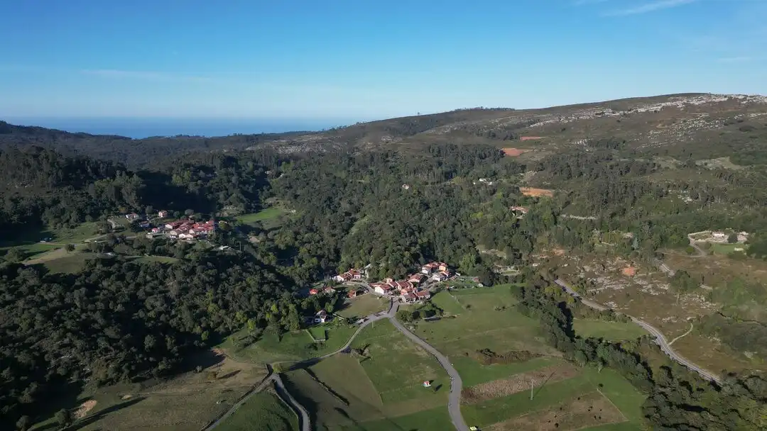Vista exterior de Residencial en venta en Udías, Cantabria