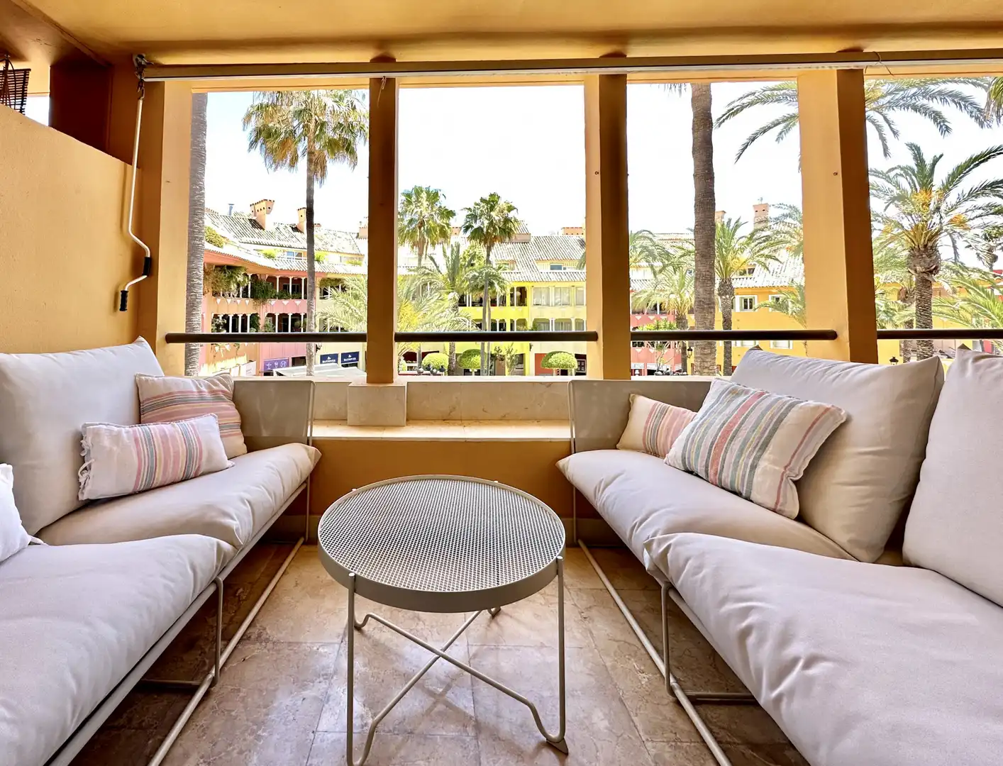 Apartament amb ascensor de lloguer a Puerto de Sotogrande - La Marina