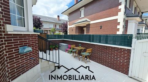 Foto 2 de Casa o xalet en venda a El Puntal, Cantabria