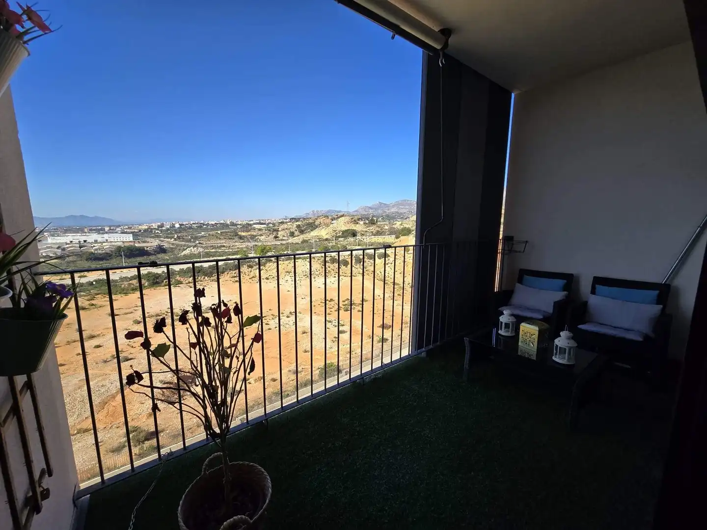 Terraza de Piso en venta en Crevillent con Aire acondicionado, Parquet y Terraza