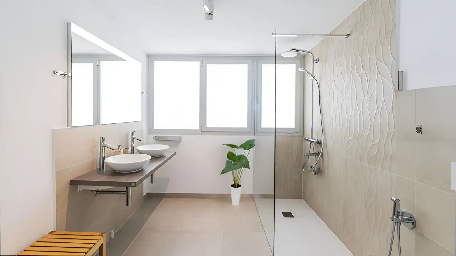 Bathroom of Attic for sale in Benalmádena  with Air Conditioner, Heating and Terrace