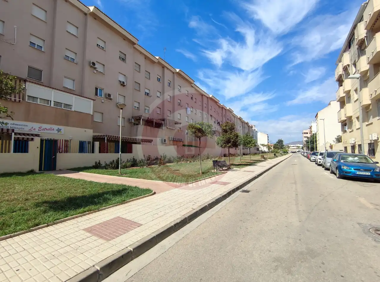 Vista exterior de Piso en venta en Vélez-Málaga con Aire acondicionado y Terraza