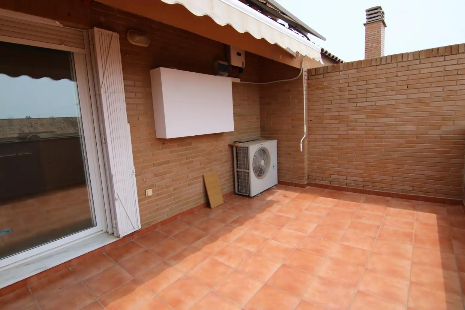 Terraza de Casa adosada en venta en Plaza Xúquer