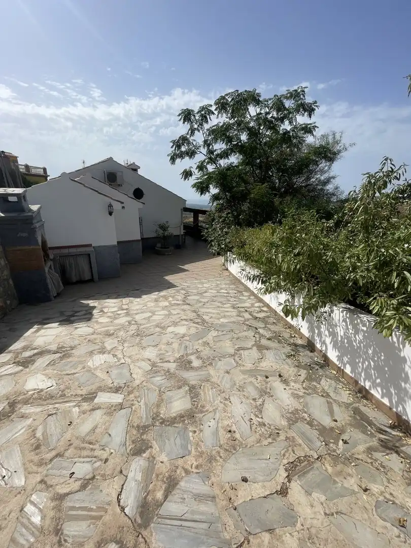 Vista exterior de Finca rústica en venda en Salobreña amb Piscina