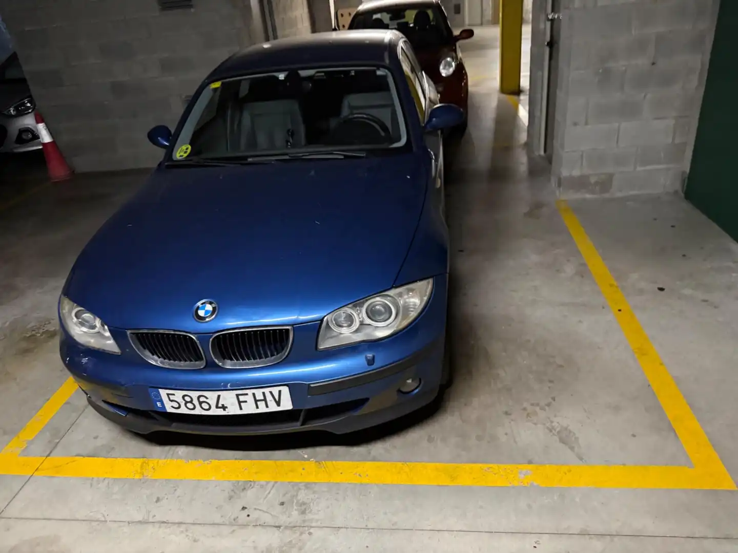 Parkplatz von Wohnung zum Verkauf in Mataró mit Klimaanlage, Heizung und Parkett