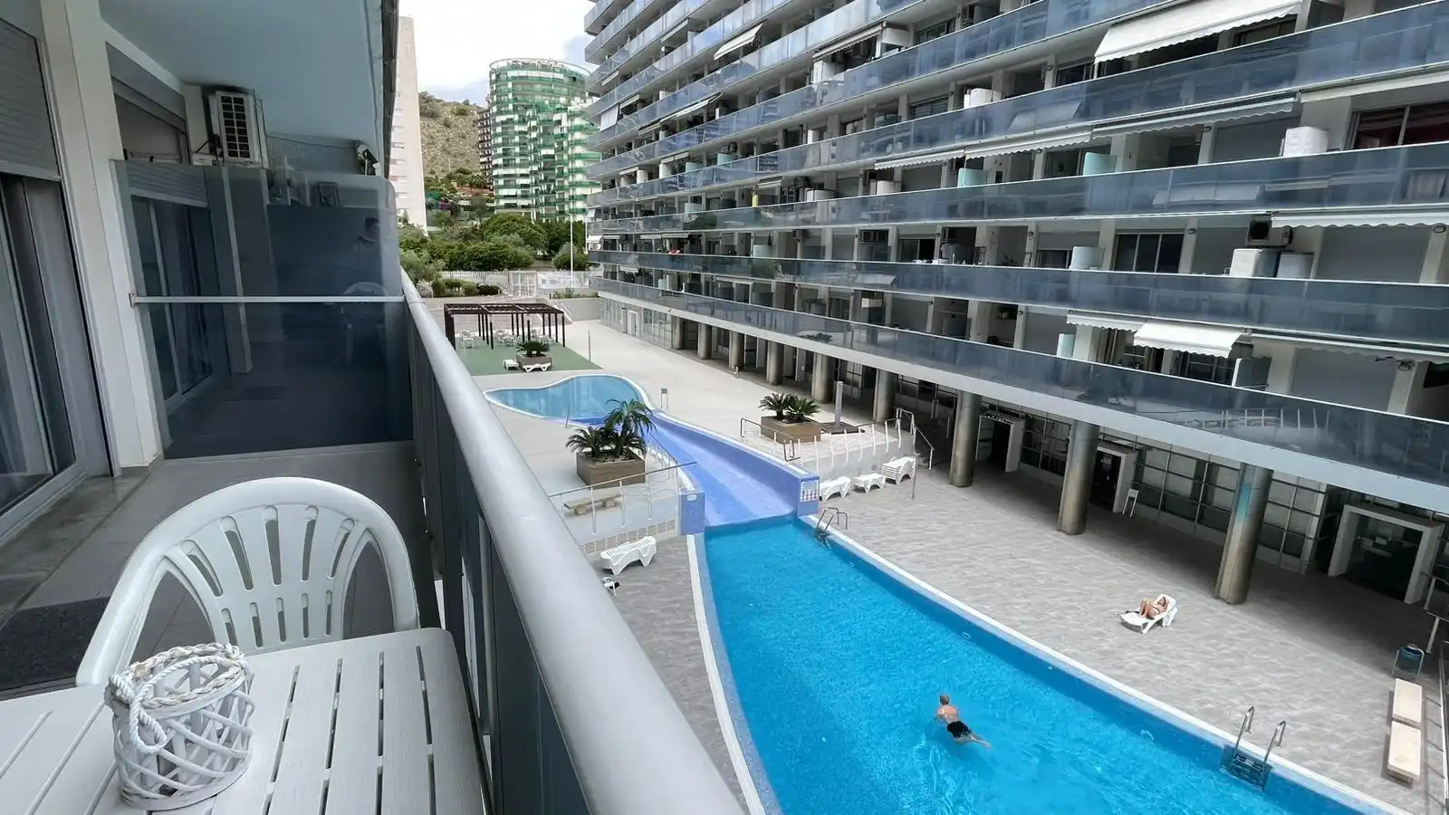 Piscina de Apartament de lloguer en Villajoyosa / La Vila Joiosa amb Aire condicionat, Moblat i Balcó
