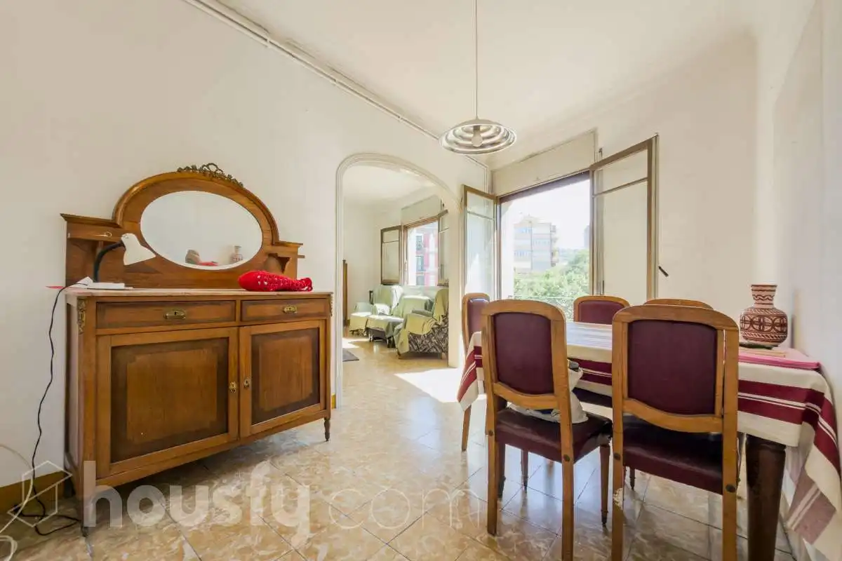 Piso en venta en Carrer de Sant Pau, El Raval