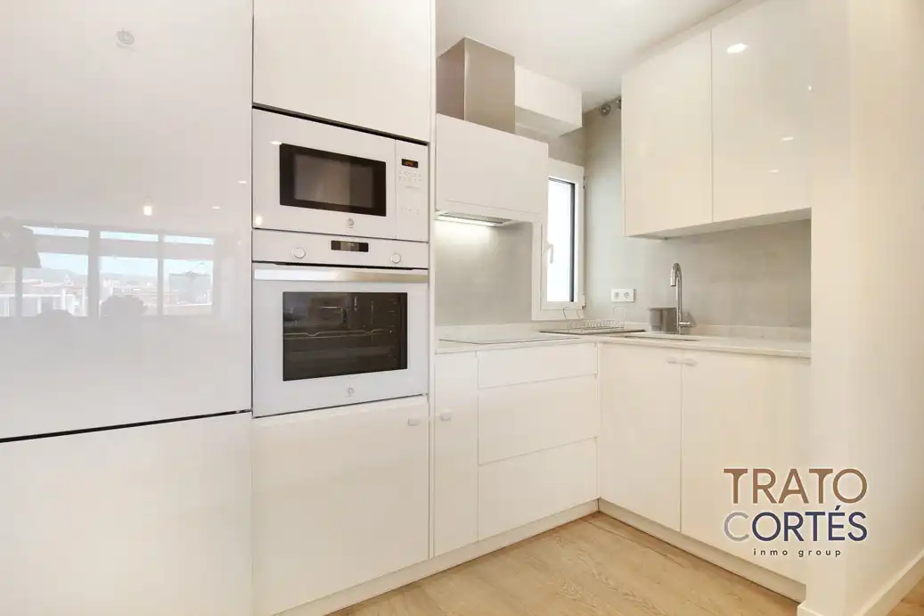 Cocina de Piso en venta en Gavà con Aire acondicionado, Calefacción y Trastero