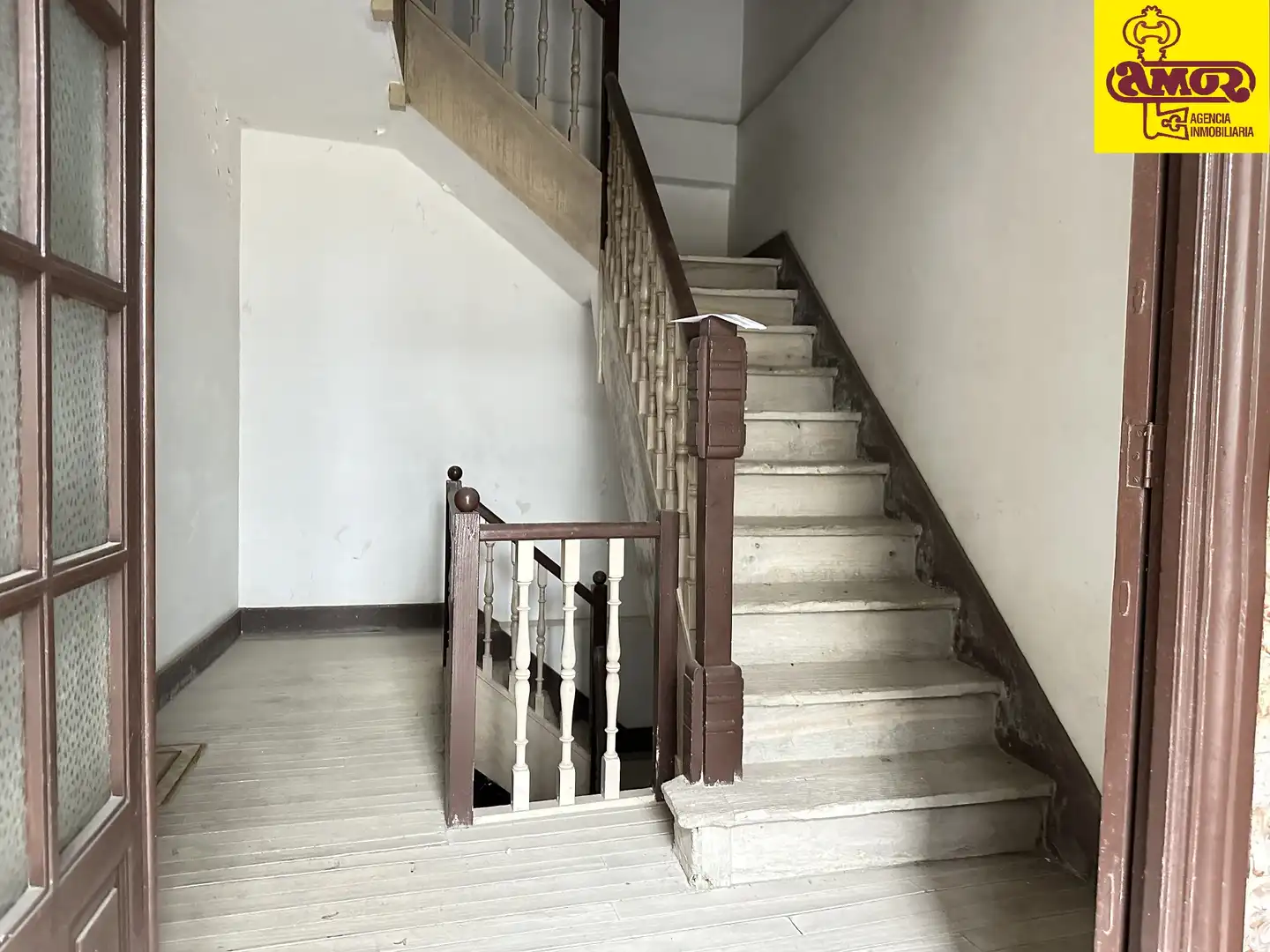 Gebäude zum Verkauf in Santiago de Compostela 