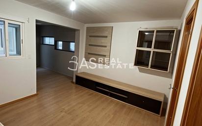 Flat for sale in  Valencia Capital  with Air Conditioner, Terrace and Furnished