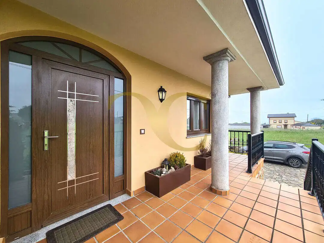 Casa o xalet en venda en Tapia de Casariego amb Calefacció, Jardí privat i Terrassa