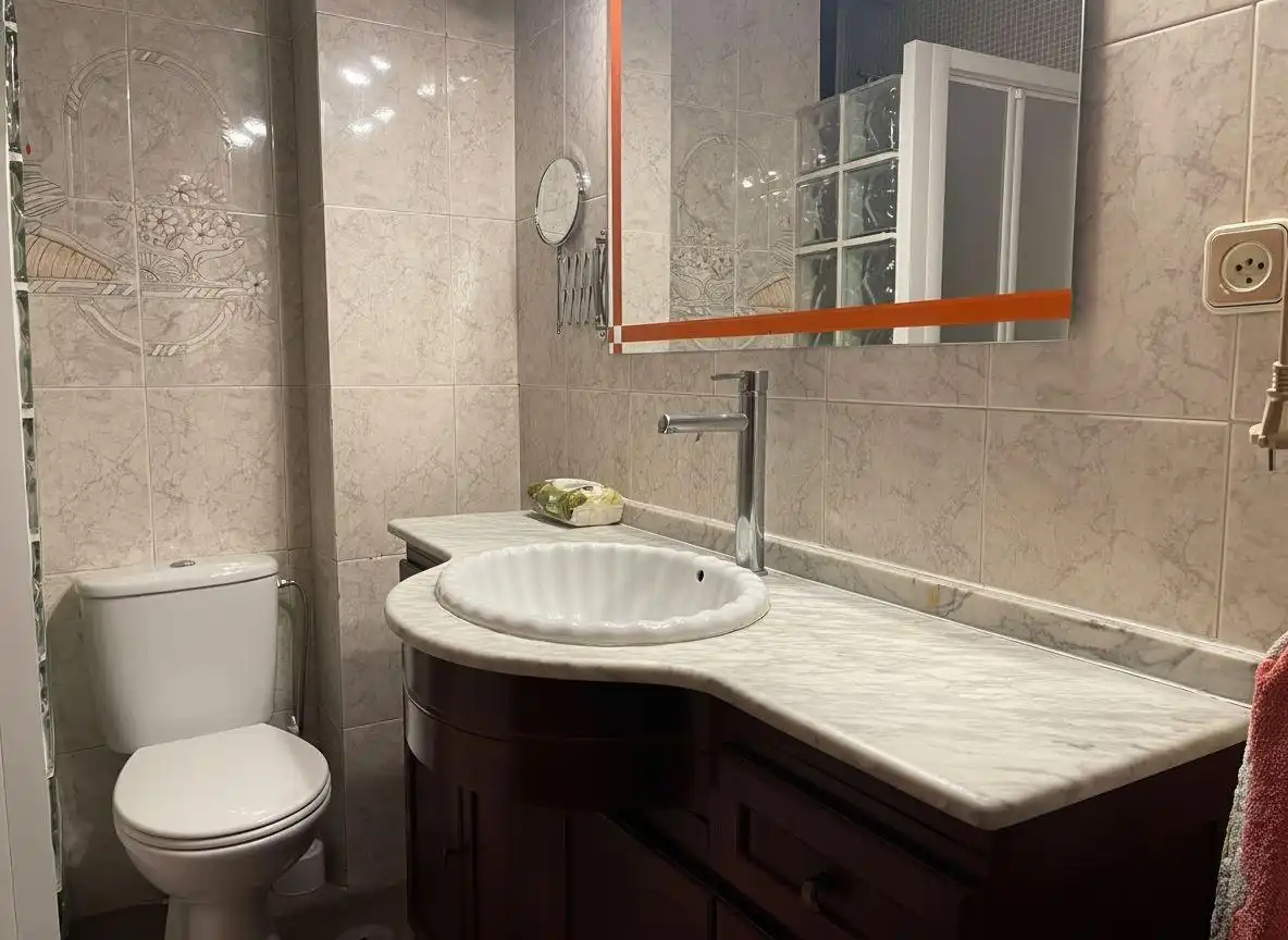 Flat for sale in El Plantinar – Avda. La Paz - El Juncal