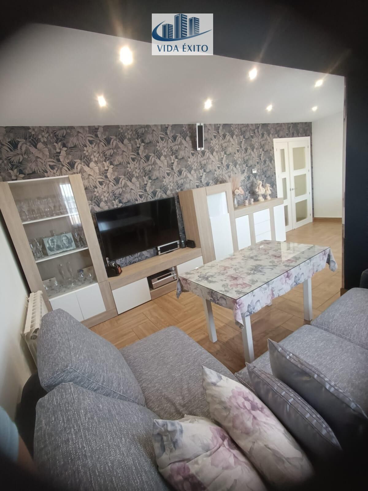 Living room of Flat for sale in  Jaén Capital  with Air Conditioner, Heating and Balcony